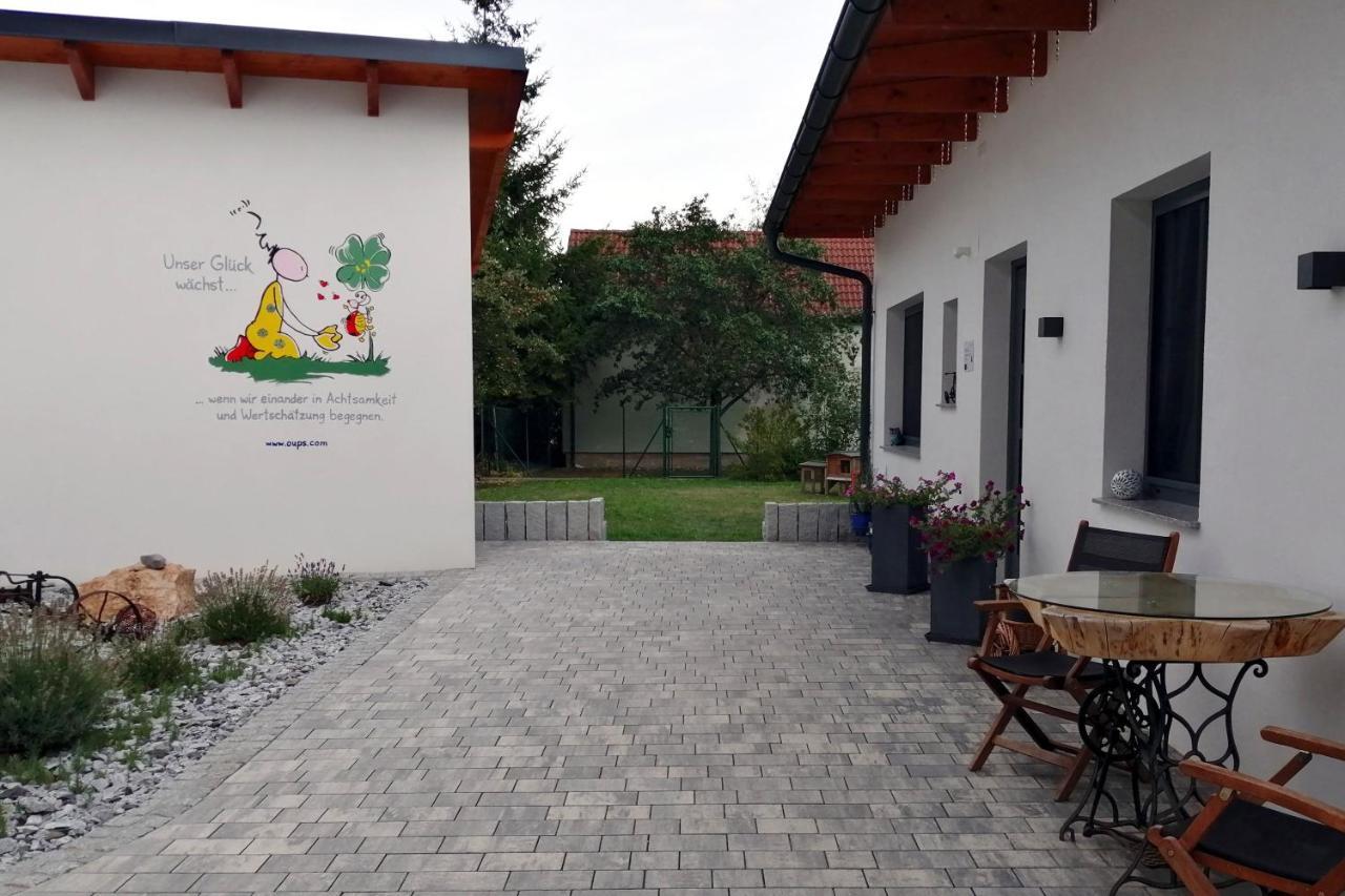 Wohlfuehlhof Bachzelt Hotel Weitersfeld Exterior photo